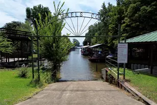 104 W Bayside Dr, Mabank, TX 75156 - Photo 37