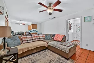 818 Patricia Dr, Sherman, TX 75090 - Photo 7