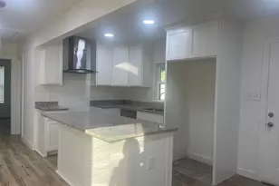 2512 E Overton Rd, Dallas, TX 75216 - Photo 9