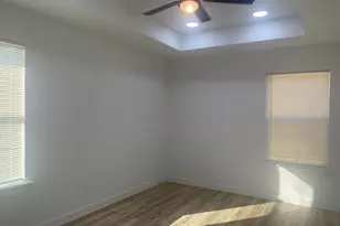 2512 E Overton Rd, Dallas, TX 75216 - Photo 13