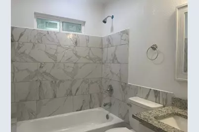 2512 E Overton Road, Dallas, TX 75216 - Photo 17