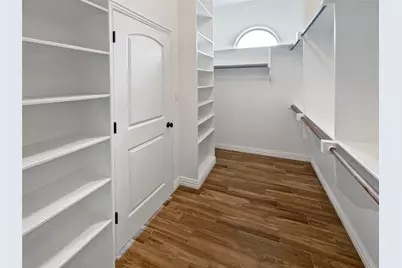 2214 Tree Top Court, Granbury, TX 76049 - Photo 13