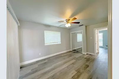 909 Milky Way, Garland, TX 75040 - Photo 27