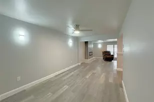 909 Milky Way, Garland, TX 75040 - Photo 19