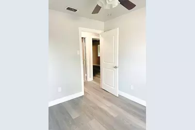 909 Milky Way, Garland, TX 75040 - Photo 21