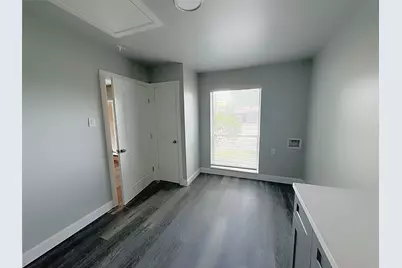 909 Milky Way, Garland, TX 75040 - Photo 11