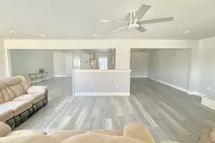 909 Milky Way, Garland, TX 75040 - Photo 15