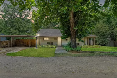 207 N Oneil Street, Alvord, TX 76225 - Photo 3