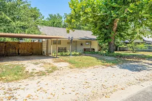 207 N Oneil St, Alvord, TX 76225 - Photo 37