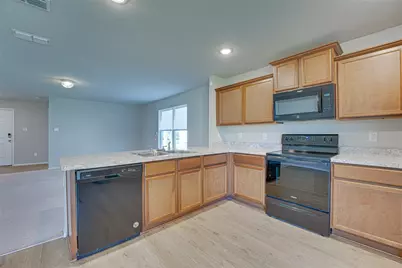 110 Spring Creek Lane, Terrell, TX 75160 - Photo 17