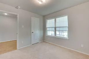 110 Spring Creek Ln, Terrell, TX 75160 - Photo 5