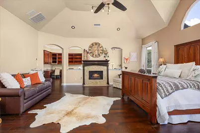 6410 Westover Drive, Granbury, TX 76049 - Photo 17