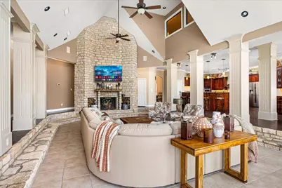 6410 Westover Drive, Granbury, TX 76049 - Photo 3