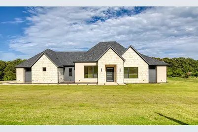 1044 Hidden Oaks Drive, Wills Point, TX 75169 - Photo 1