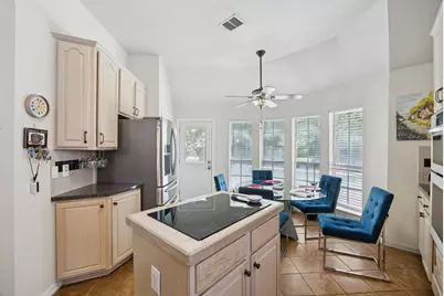 6320 Merritt Way Court, Arlington, TX 76018 - Photo 11