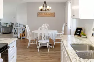 306 Kathy Ln, Granbury, TX 76049 - Photo 9