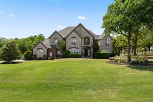 419 E Hickory Ridge Cir, Argyle, TX 76226 - Photo 1