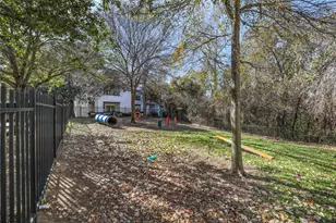 4777 Cedar Springs Rd, Dallas, TX 75219 - Photo 23
