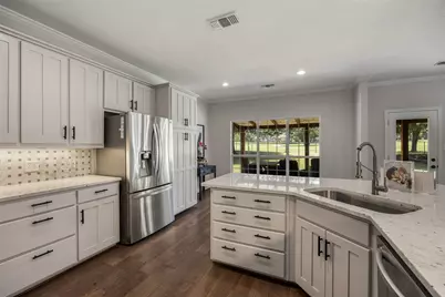 102 Kiowa Drive N, Lake Kiowa, TX 76240 - Photo 11