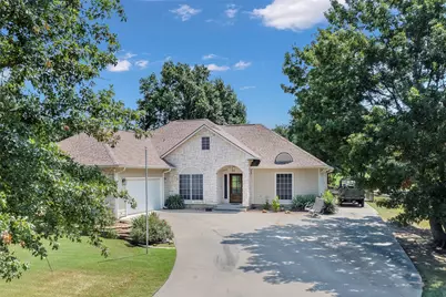 102 Kiowa Drive N, Lake Kiowa, TX 76240 - Photo 1