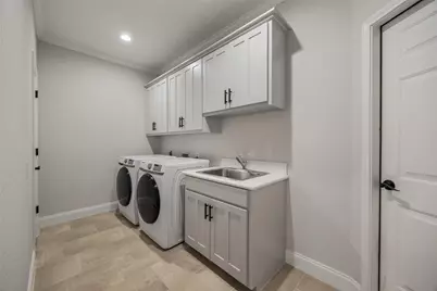 102 Kiowa Drive N, Lake Kiowa, TX 76240 - Photo 17