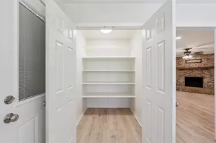 1006 Eagle Dr, Eddy, TX 76524 - Photo 15