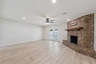 1006 Eagle Dr, Eddy, TX 76524 - Photo 3