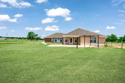 201 Fm 906 W, Powderly, TX 75473 - Photo 31