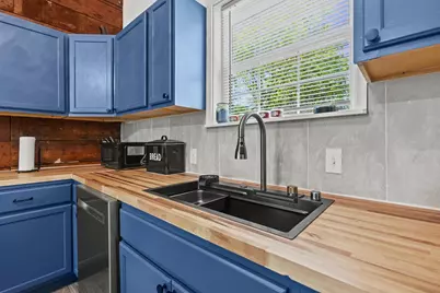 829 W Sears Street, Denison, TX 75020 - Photo 15