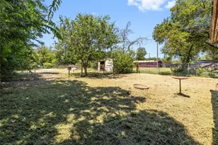 1811 4th St, Brownwood, TX 76801 - Photo 23