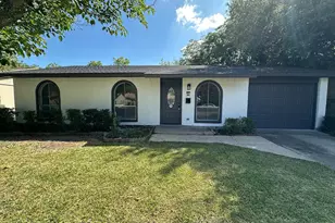 3913 Cambridge Dr, Garland, TX 75043 - Photo 3