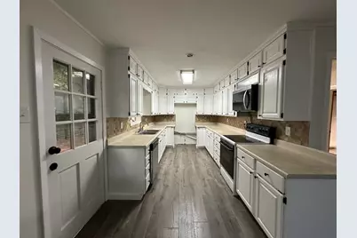 3913 Cambridge Drive, Garland, TX 75043 - Photo 13