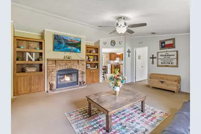 428 N Main Street, Oakwood, TX 75855 - Photo 1