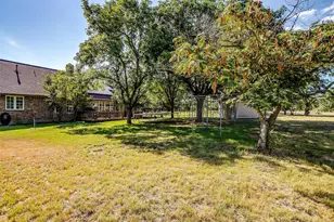 21111 Hill Terrace Dr, Whitney, TX 76692 - Photo 35