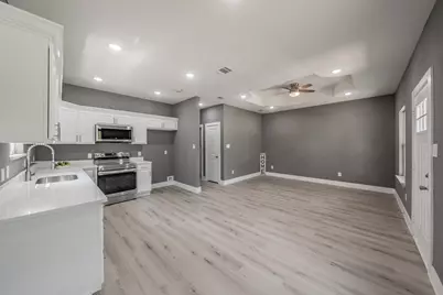 412 Matthew Street, Hillsboro, TX 76645 - Photo 9