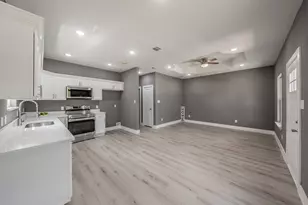 412 Matthew St, Hillsboro, TX 76645 - Photo 9