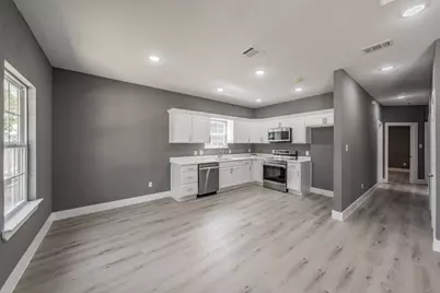 412 Matthew Street, Hillsboro, TX 76645 - Photo 7