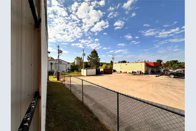 1137 S Highway 377, Pilot Point, TX 76258 - Photo 21