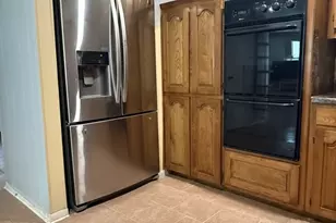 214 Whispering Oaks St, Tom Bean, TX 75491 - Photo 5