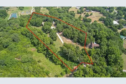 214 Whispering Oaks Street, Tom Bean, TX 75491 - Photo 15