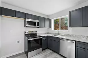 9803 Smokefeather Ln, Dallas, TX 75243 - Photo 15