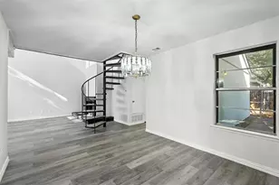 9803 Smokefeather Ln, Dallas, TX 75243 - Photo 13