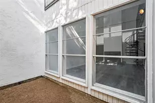 9803 Smokefeather Ln, Dallas, TX 75243 - Photo 29