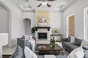 725 Jameson, Springtown, TX 76082 - Photo 9