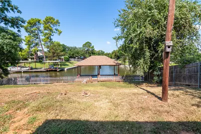 4102 Apache Trl Court, Granbury, TX 76048 - Photo 29