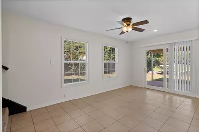 4102 Apache Trl Court, Granbury, TX 76048 - Photo 9