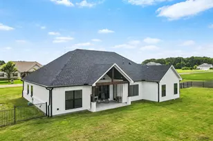 11 Nicklaus Dr, Sulphur Springs, TX 75482 - Photo 5