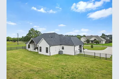 11 Nicklaus Drive, Sulphur Springs, TX 75482 - Photo 7