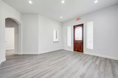 1900 E Henderson Street #2, Cleburne, TX 76031 - Photo 3