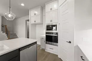 1913 Windsor, Mansfield, TX 76084 - Photo 21